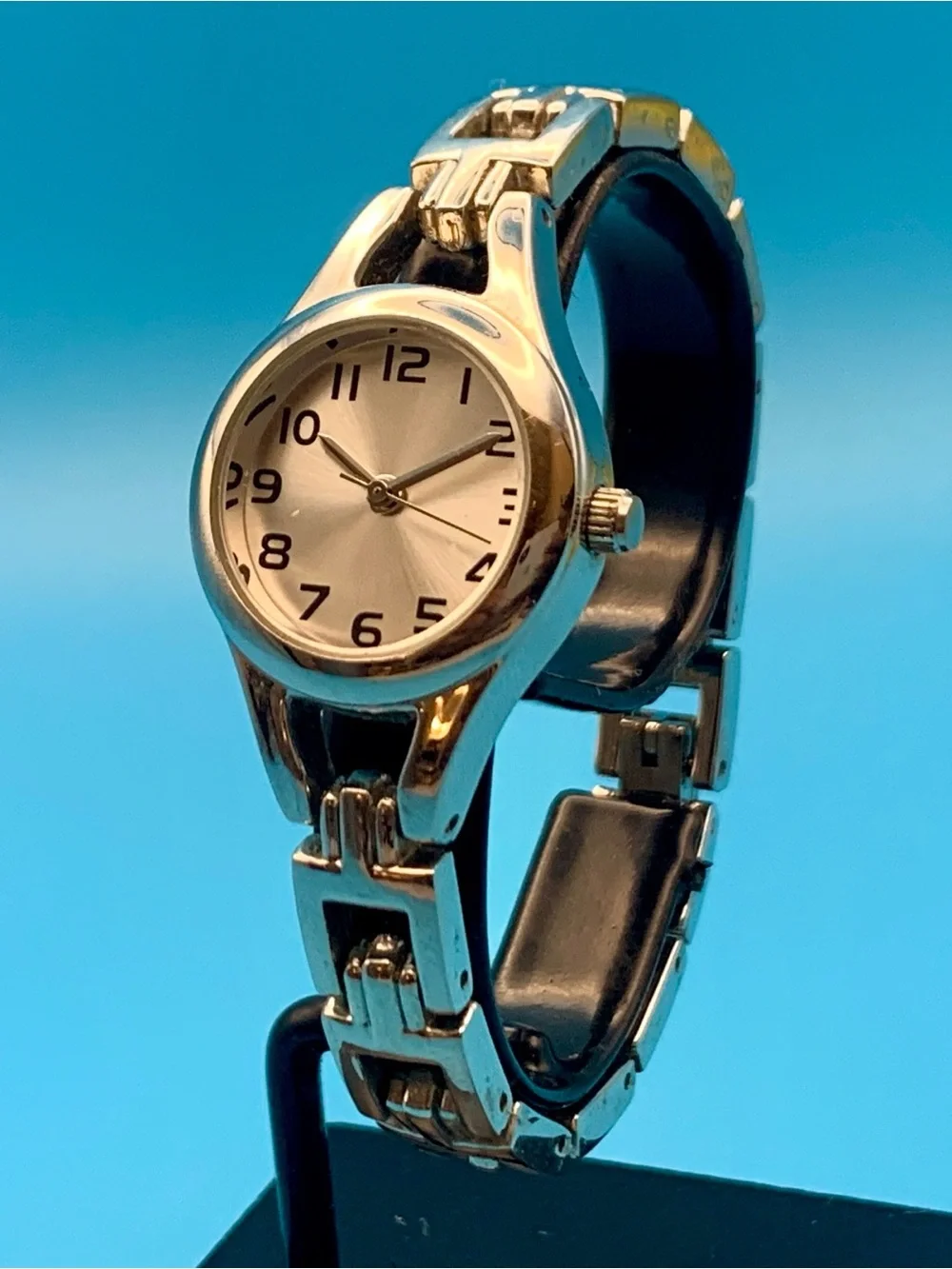 FMD Women’s Fashion Quartz Bracelet Wristwatch Japan Movt Working New Battery